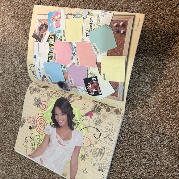 Disney High School Musical 2 Sticker Book - Picture 9 of 10